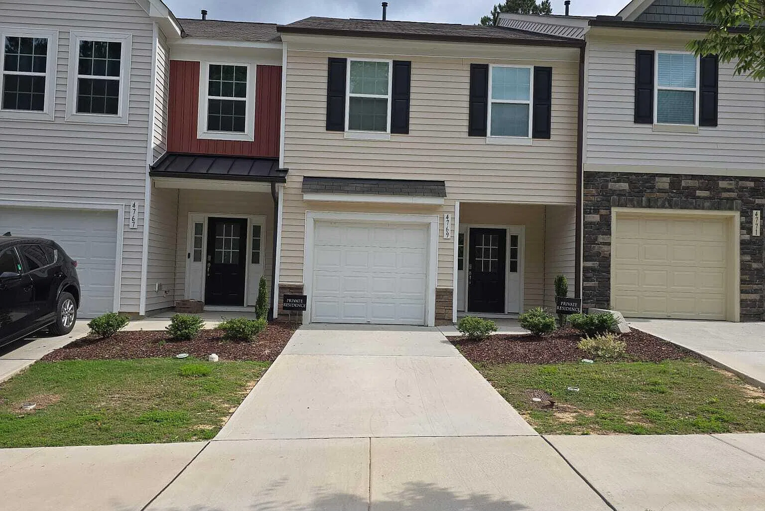 3 bed, 2.5 bath, $1,550 — Photo 1