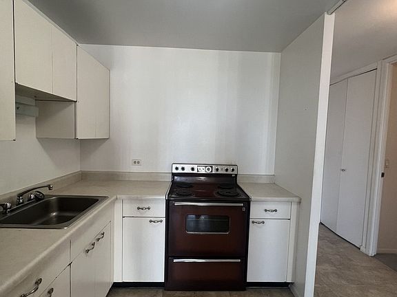 5th image of 1660 N Lasalle St #2604