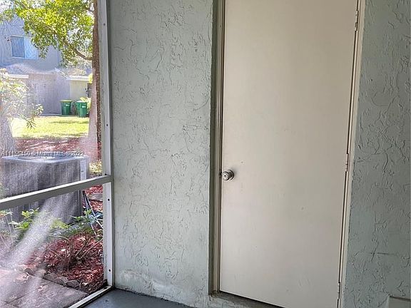 5th image of 7850 Sanibel Dr #7850