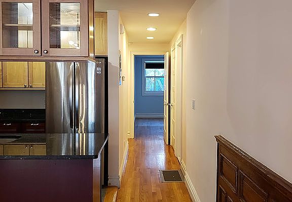 5th image of 203 18th St #1