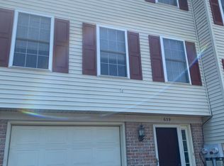 639 Rockwood Dr, Elizabethtown, PA 17022