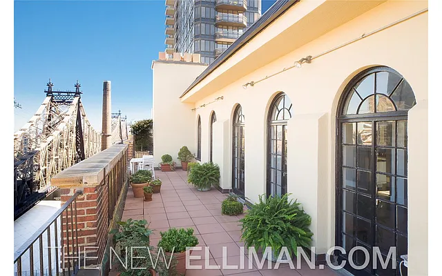Sold by Douglas Elliman | media 21