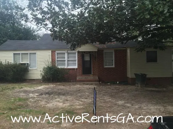 1057 Clay Ave, Macon, GA 31211