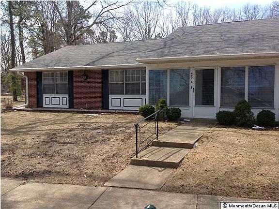 2nd image of 497 Thornbury Court #A