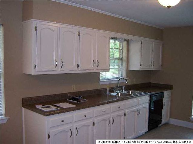 2nd image of 15524 Treasurer Ave