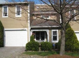 606 Brighton Woods Rd, Pittsburgh, PA 15212