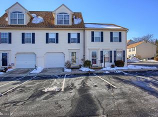 540 Dowington Ct, Harrisburg, PA 17112