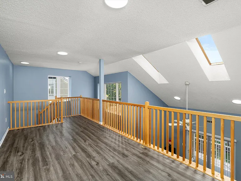 3604 Saxony Dr — Photo 25