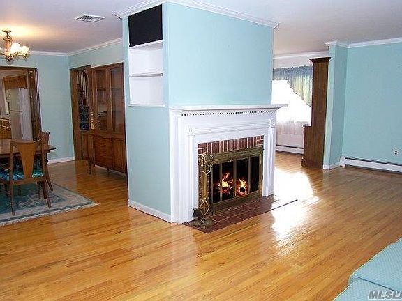 2nd image of 51 Smith St