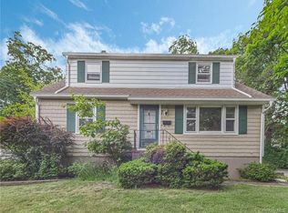 7 S Park Avenue, Nanuet, NY 10954