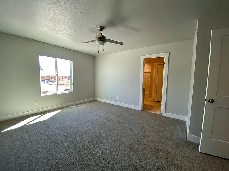 2664 S 2250 W #204 — Photo 9
