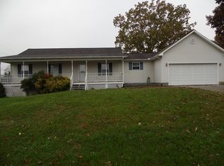 179 Cypress Ln, Jacksboro, TN 37757