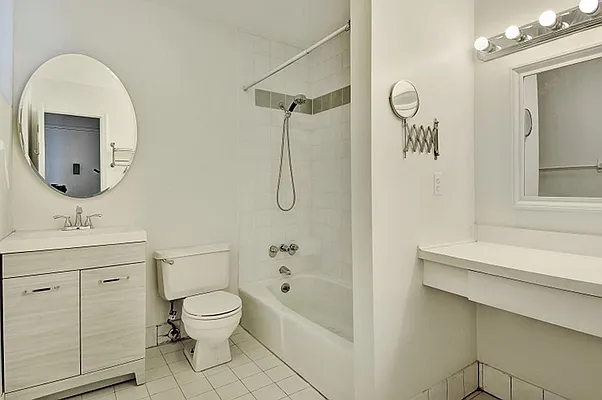 Rented by City Connections Realty | media 5