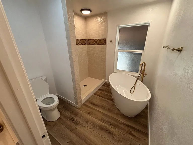 827 Cheltenham Rd — Photo 12