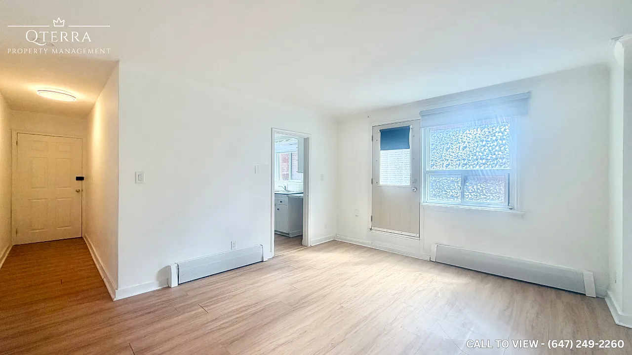 2 Dundas St W, Etobicoke, Ontario M9A 1C2 — Photo 3