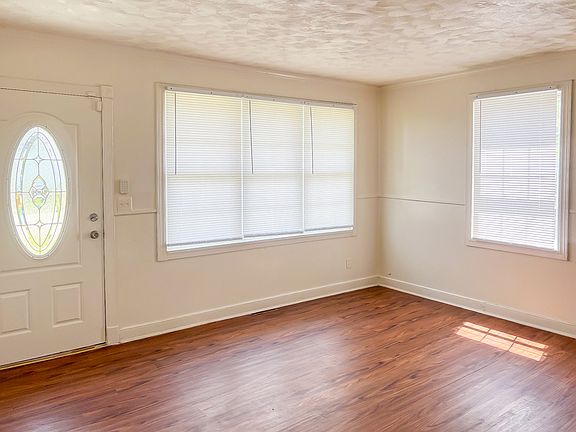 4th image of 1204 Tabb Ave