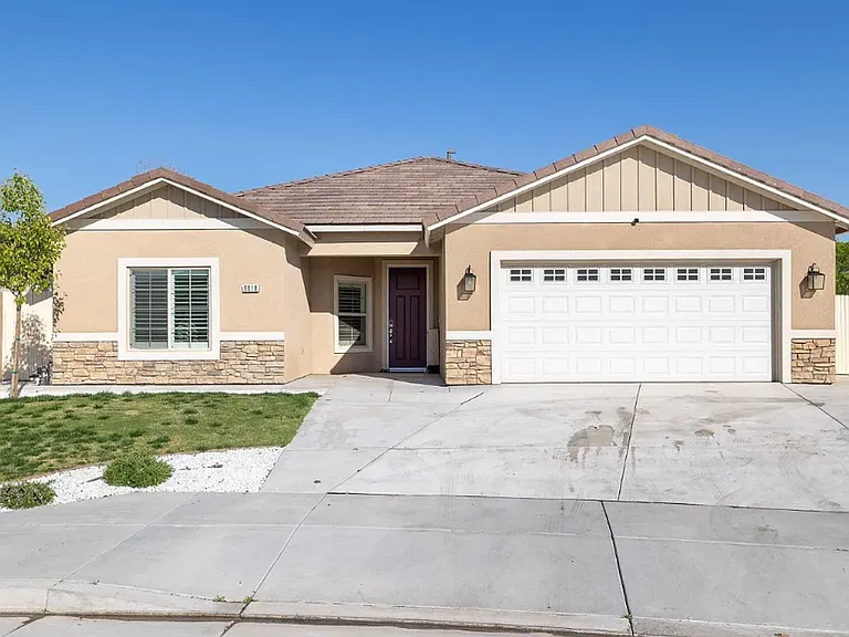 8018 Cuyama River St — Photo 1