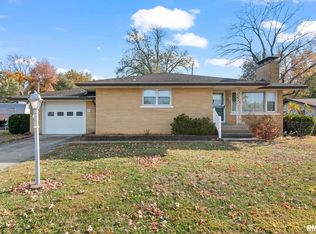 24 Westwood Ter, Springfield, IL 62702