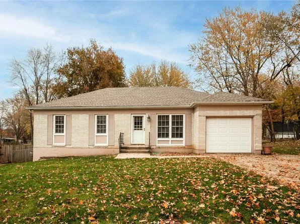 1939 Belmont Pl, Independence, MO 64057