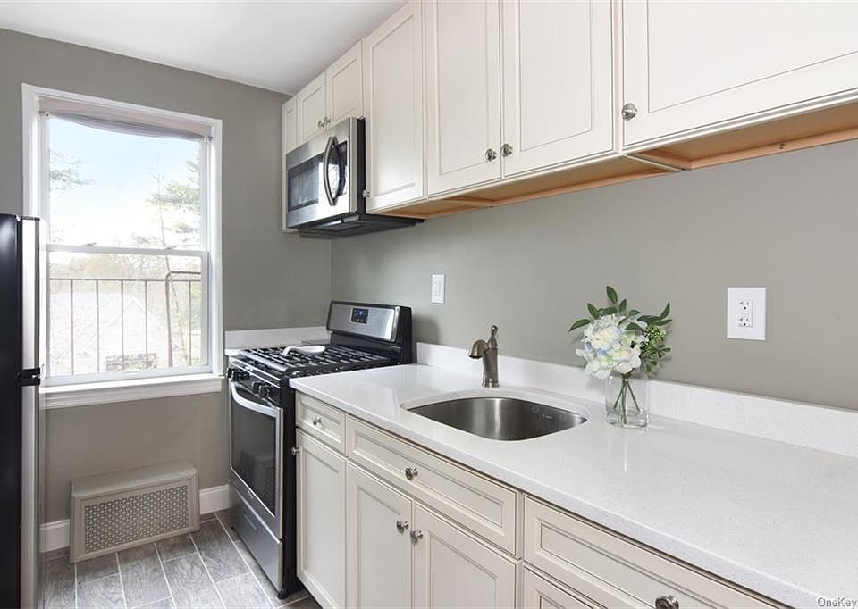 1st image of 14 S Broadway #4-3A