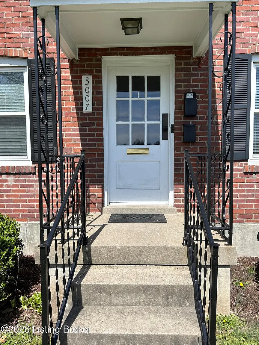 3007 Bowman Ave photo 1