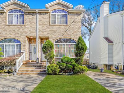 458 Ogorman Ave, Staten Island, NY, 10308