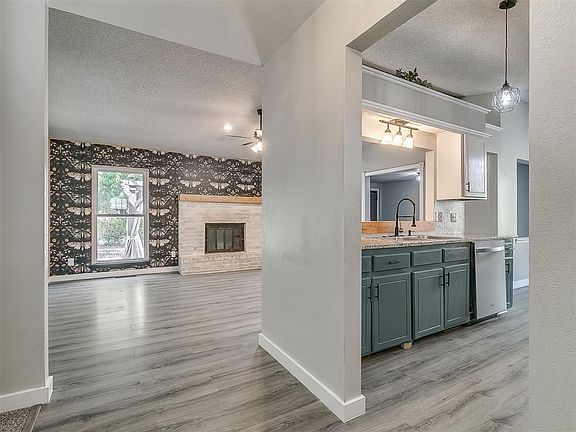 4th image of 513 Beagle Cir