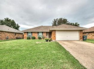 5604 Pampus Ln, Bossier City, LA 71112
