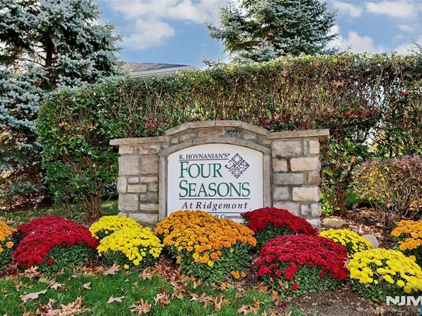 410 Four Seasons Lane, Montvale, NJ 07645