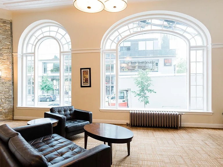 Regency Apartments — Photo 6