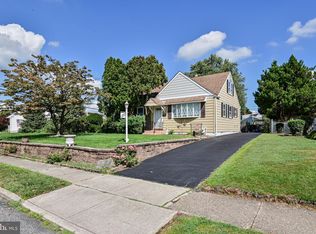 201 Morris Ave, Brookhaven, PA 19015
