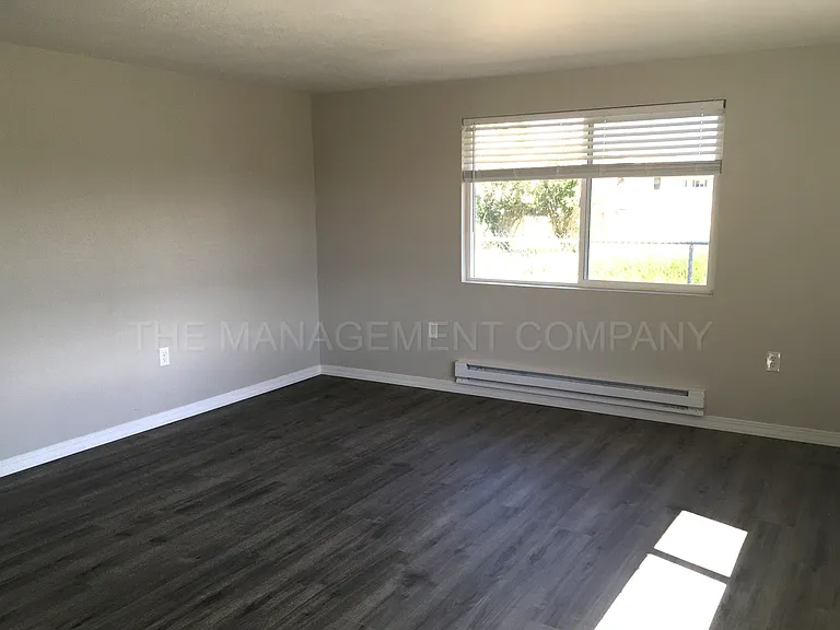 1949 Alta Dr — Photo 5