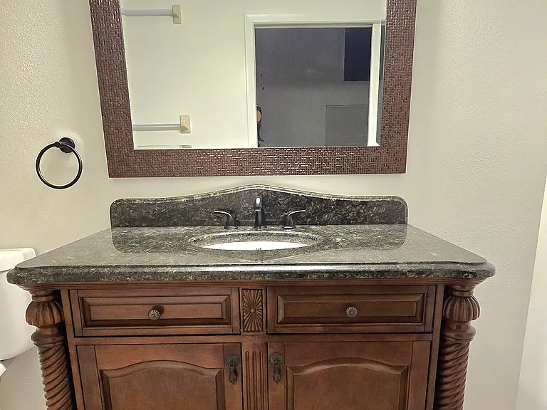 846 Grenadier Dr — Photo 10