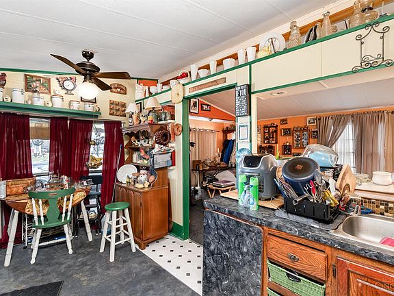 5th image of 508 E Main St