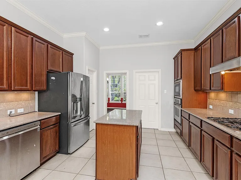21085 Ramrock Cir — Photo 16
