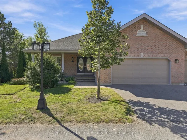 1742 Ravenwood Dr #611, Peterborough, ON K9K 2R5