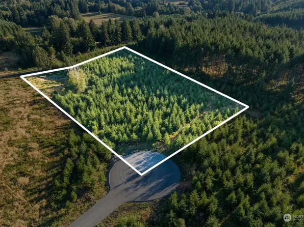 129 Brim Ridge Lane, Winlock, WA 98596