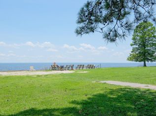 100 Leisure Rd, Hertford, NC 27944