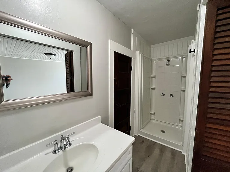 40 E Maple St — Photo 4
