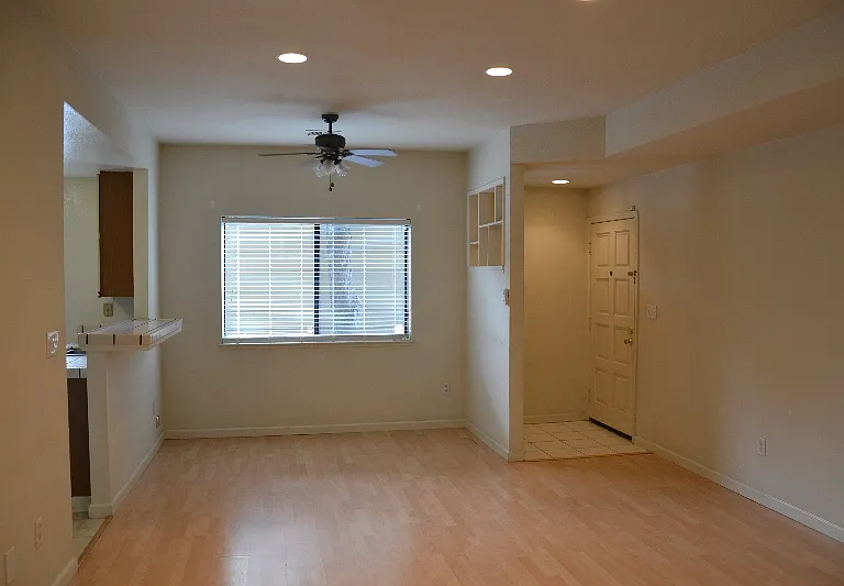 1420 Foothill Meadows Ct — Photo 6