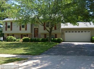 13113 Golden Oak Dr, Laurel, MD 20708