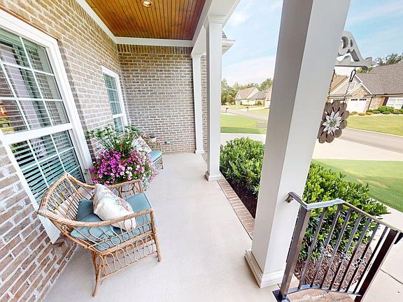 3rd image of 335 Kings Cove Ct NW