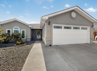 1050 Wagon Trail St SW, Los Lunas, NM 87031