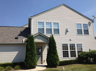 26639 Kirkway Cir, Woodhaven, MI 48183