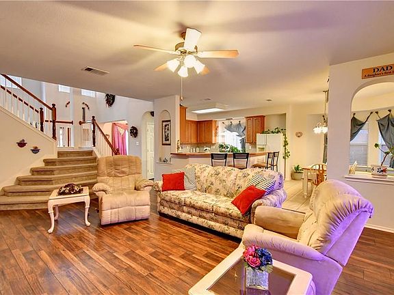 3rd image of 5013 Valleyside Dr