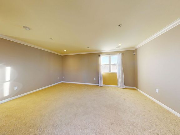 4th image of 480 S Los Robles Ave #480LOS01