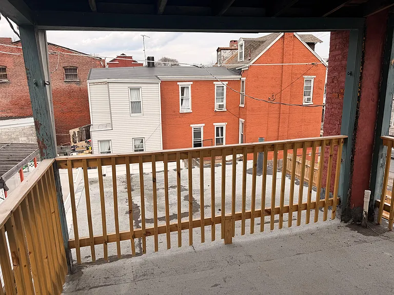 525 Buttonwood St — Photo 12