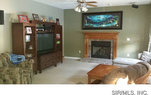 4th image of 309 Redwood Dr
