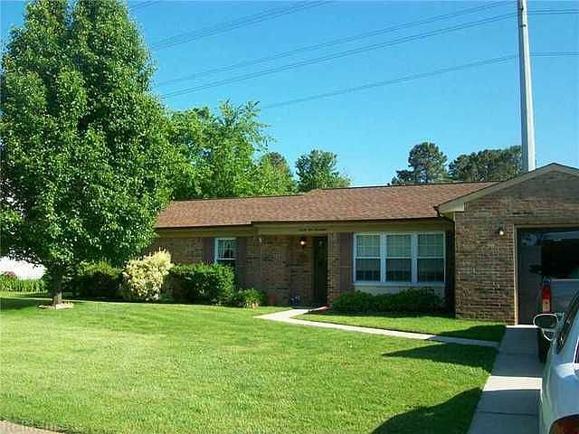 1st image of 2917 Cherie Dr