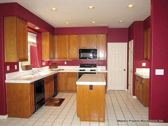 5th image of 5318 Brook Valley Pl